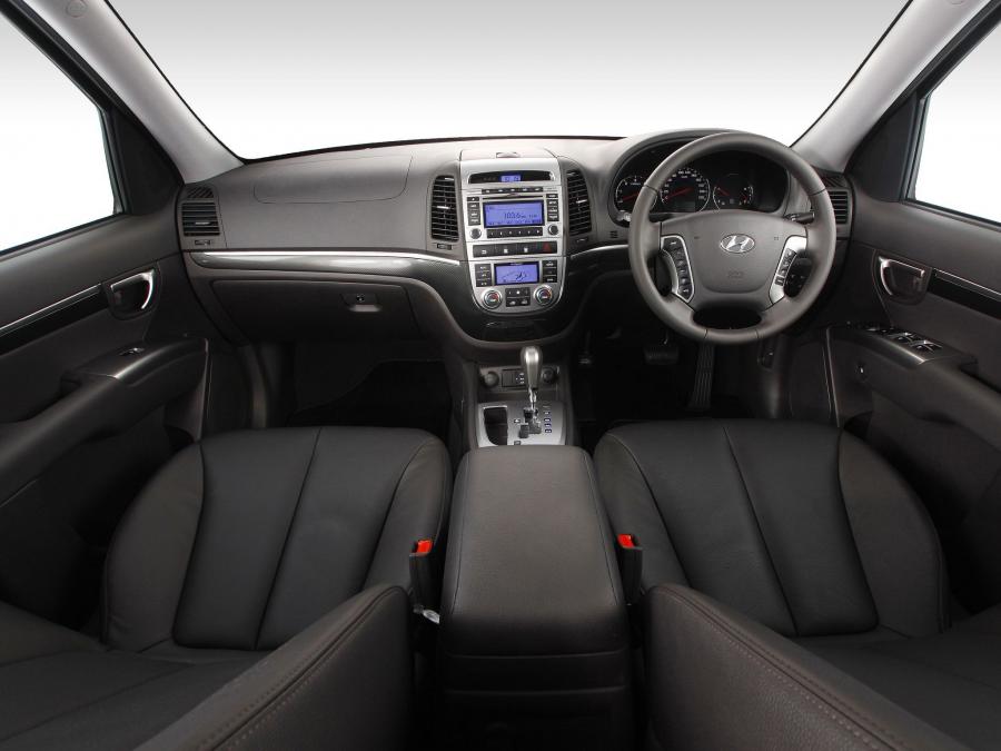  Hyundai Santa Fe 2010 года  (ZA) (фото 10 из 13)